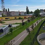 Mila Z Duzym Tarasem I Miejscem Parkingowym 公寓
