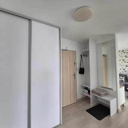 Mila Z Duzym Tarasem I Miejscem Parkingowym Apartment *